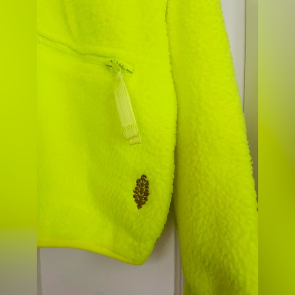 NWT! Free People FP Movement Hit The Slopes Neon Yellow Jacket Activewear Small - Picture 6 of 15